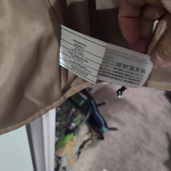 Abercrombie & Fitch Light Brown Puffer Vest - Picture 5 of 6